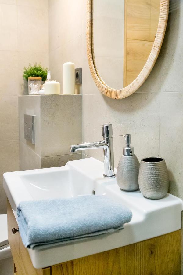 W&K Apartments - Harmony Suite - Faktura Vat, Parking Κοστζαλίν Εξωτερικό φωτογραφία