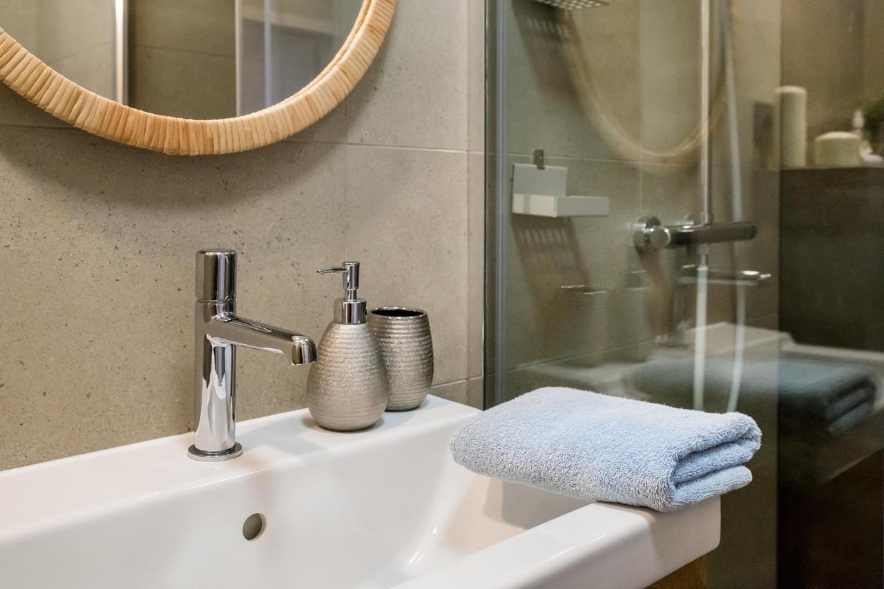 W&K Apartments - Harmony Suite - Faktura Vat, Parking Κοστζαλίν Εξωτερικό φωτογραφία